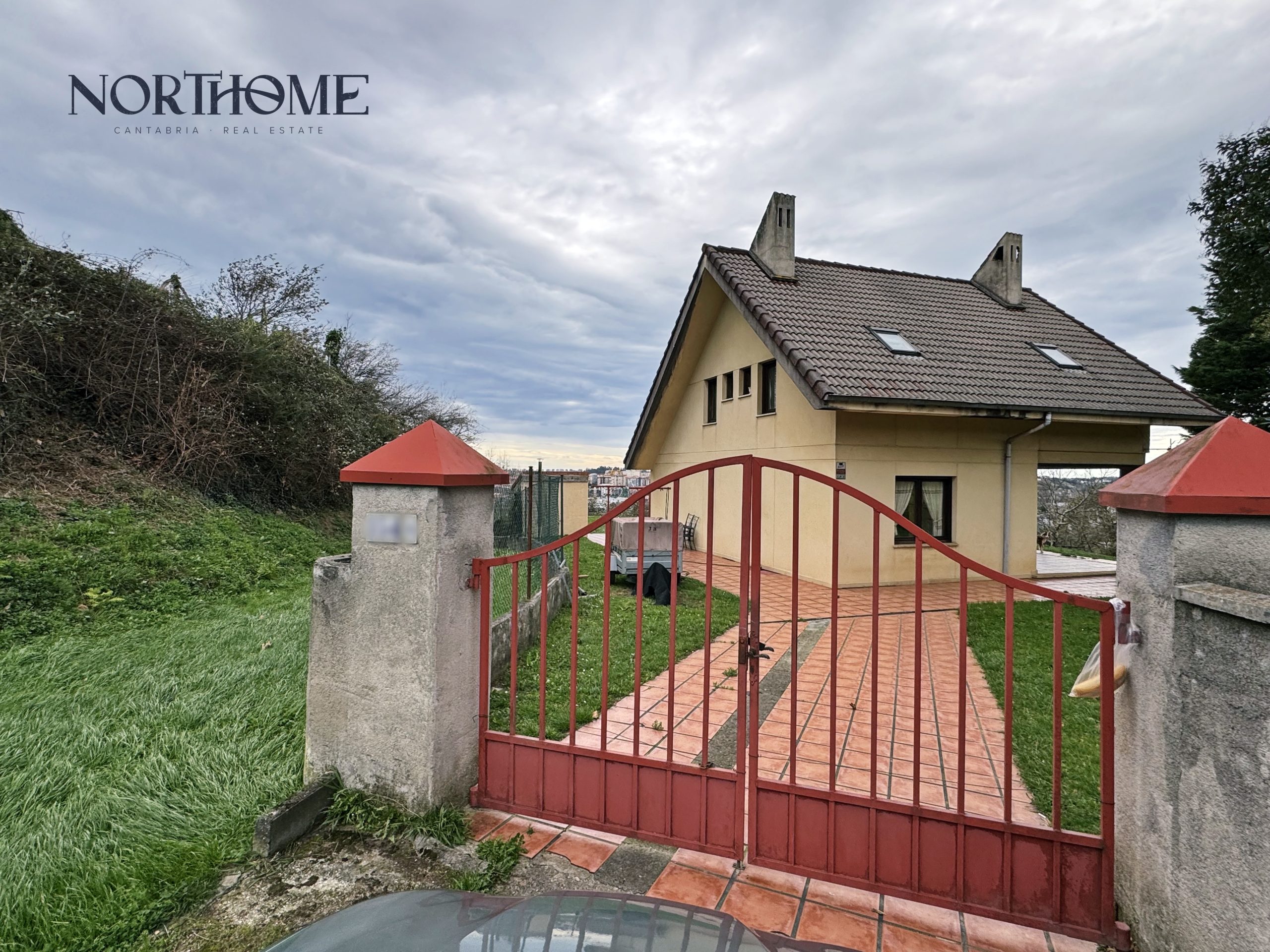 Chalet independiente en LIAÑO