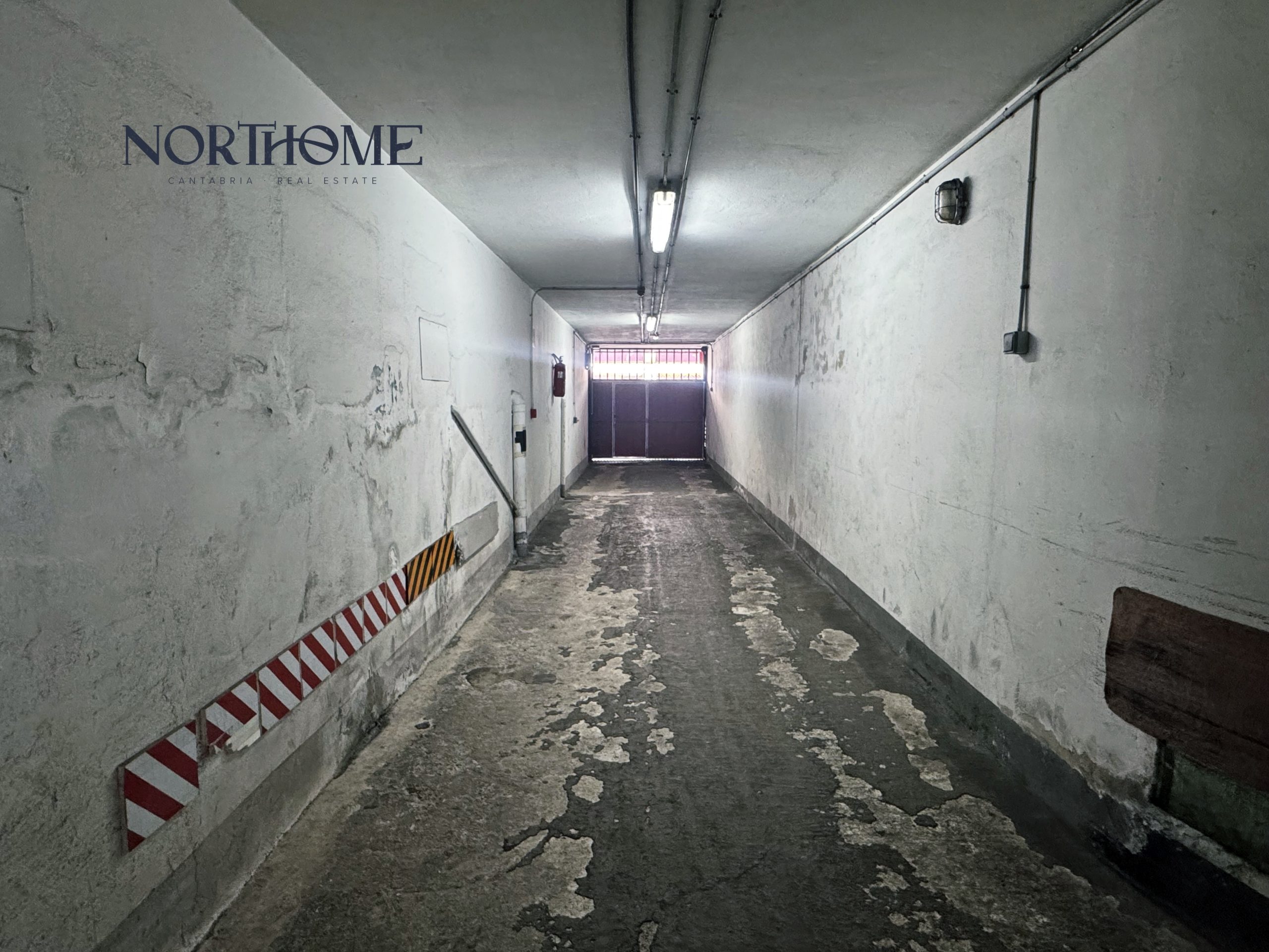 Garaje en venta en Calle Isaac Peral