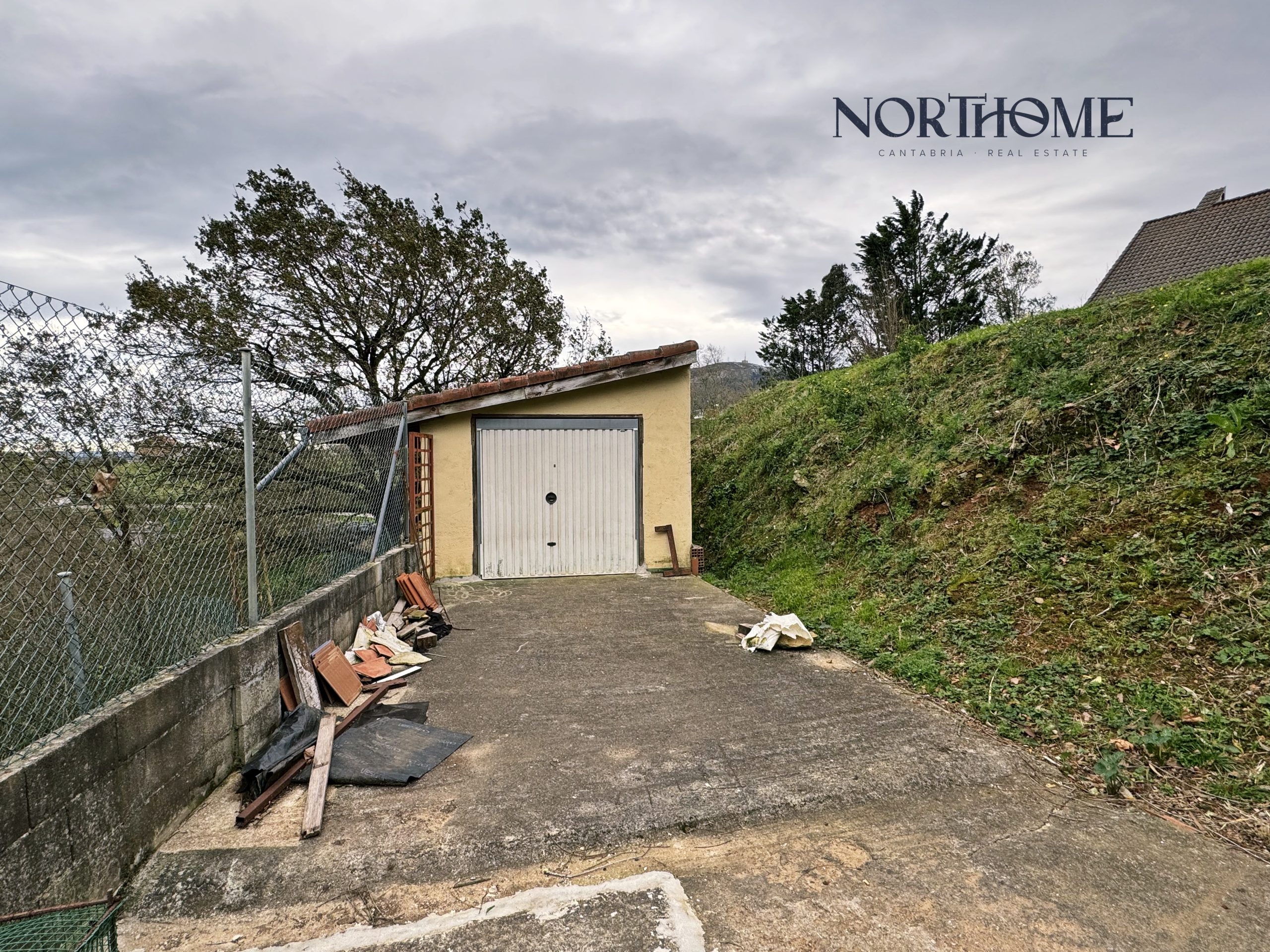 Chalet independiente en LIAÑO